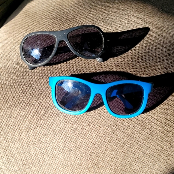 2 pairs of Babiator Sunglasses - Picture 1 of 4